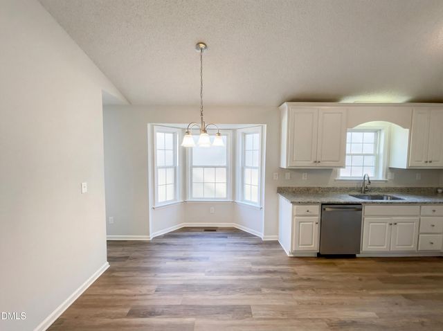 135 Sommerset Drive, Clayton, NC 27520