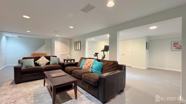108 George Avenue, Edison, NJ 08820