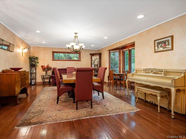 10 Rockingham Road, Spring Valley, NY 10977
