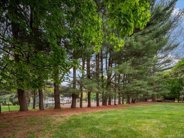 10 Rockingham Road, Spring Valley, NY 10977