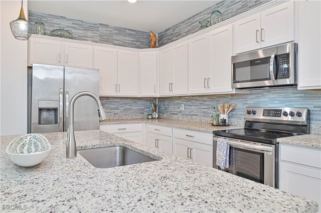 11241 Timber Creek DR, Fort Myers, FL 33913