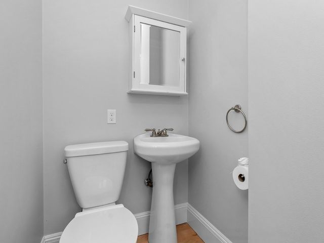 713 South Street, Waltham, MA 02453