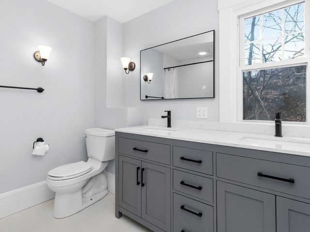 713 South Street, Waltham, MA 02453