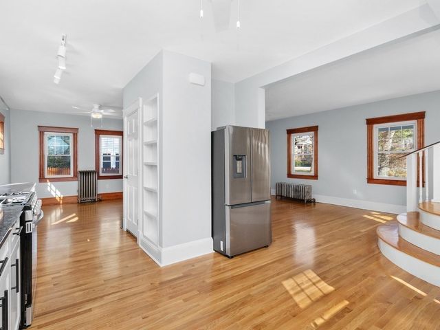 713 South Street, Waltham, MA 02453