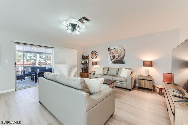 114 Lovers LN, Fort Myers Beach, FL 33931