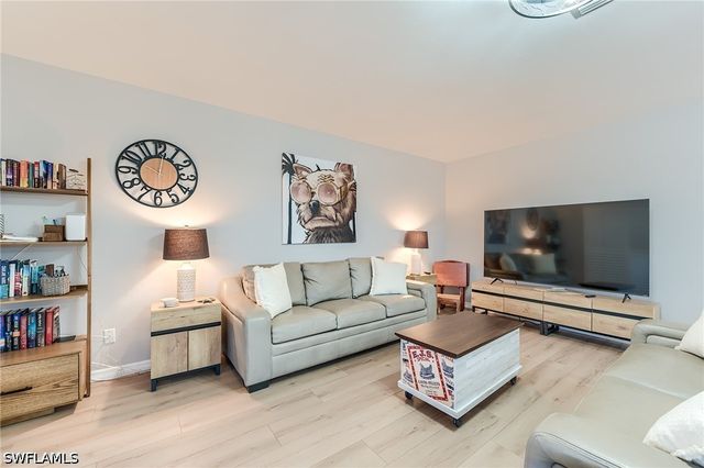 114 Lovers LN, Fort Myers Beach, FL 33931