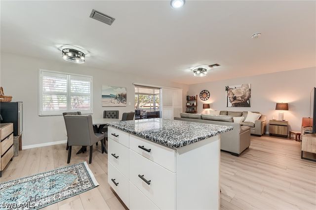 114 Lovers LN, Fort Myers Beach, FL 33931
