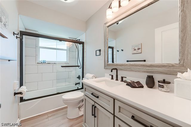 114 Lovers LN, Fort Myers Beach, FL 33931