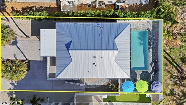 114 Lovers LN, Fort Myers Beach, FL 33931
