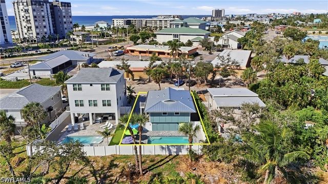 114 Lovers LN, Fort Myers Beach, FL 33931