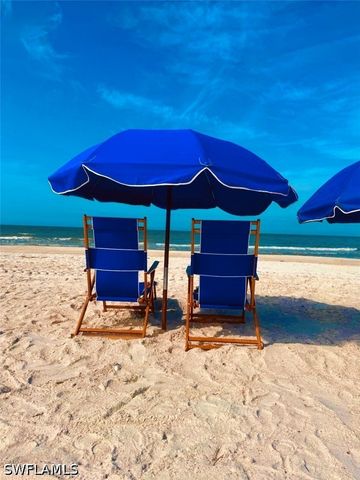 114 Lovers LN, Fort Myers Beach, FL 33931