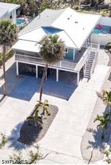 114 Lovers LN, Fort Myers Beach, FL 33931