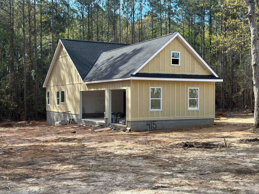 415 Woodridge Lane, Cairo, GA 39827