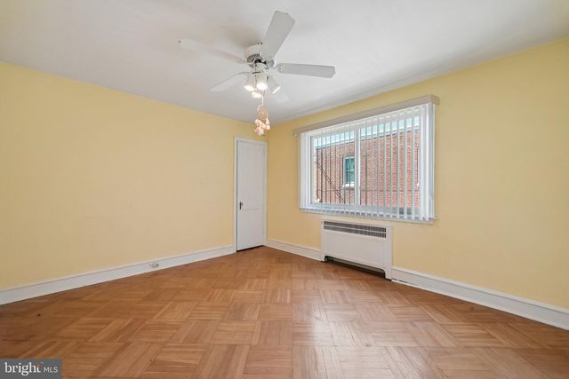914 E DORSET ST, Philadelphia, PA 19150