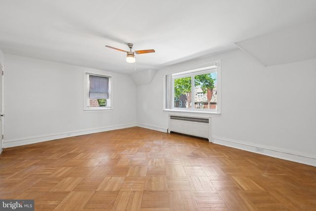 914 E DORSET ST, Philadelphia, PA 19150