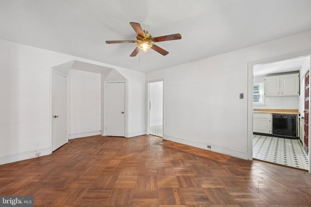 914 E DORSET ST, Philadelphia, PA 19150