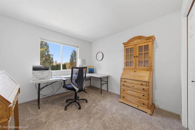 8721 N Kensington Dr, Spokane, WA 99208