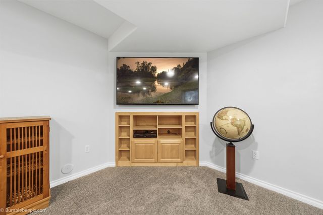 8721 N Kensington Dr, Spokane, WA 99208