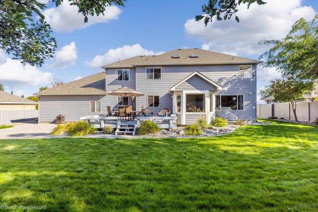 8721 N Kensington Dr, Spokane, WA 99208