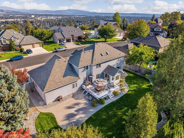 8721 N Kensington Dr, Spokane, WA 99208