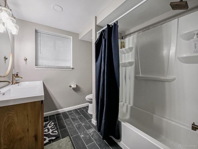 9900 S Big School Lot Lake Road, Holly Township, MI 48442