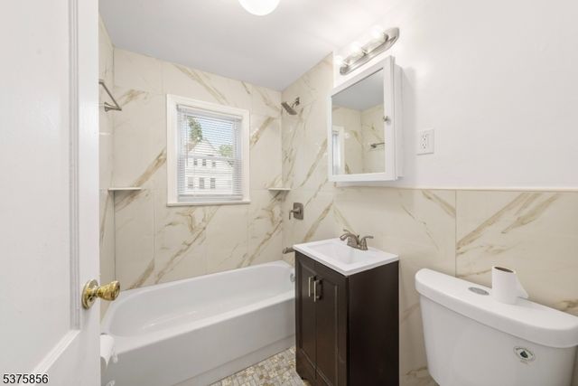 344 Elmwood Ave, East Orange City, NJ 07018