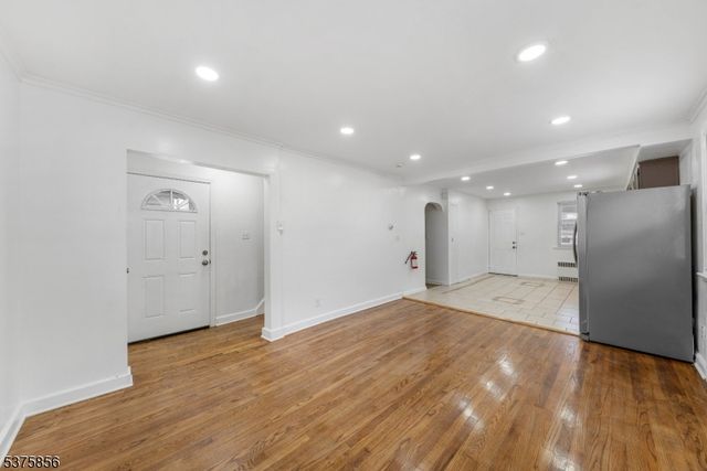 344 Elmwood Ave, East Orange City, NJ 07018