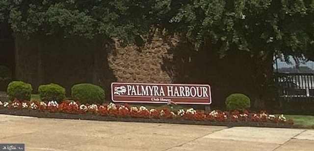 1051 HARBOUR DR, Palmyra, NJ 08065