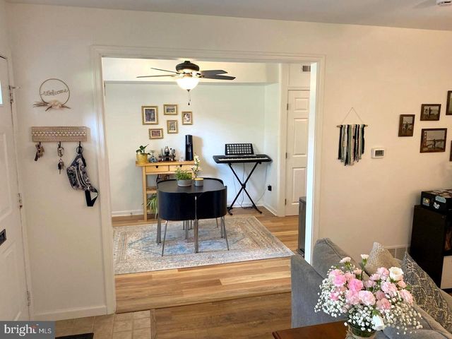 1051 HARBOUR DR, Palmyra, NJ 08065