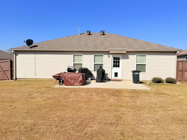 124 Harvest Drive, Beebe, AR 72012