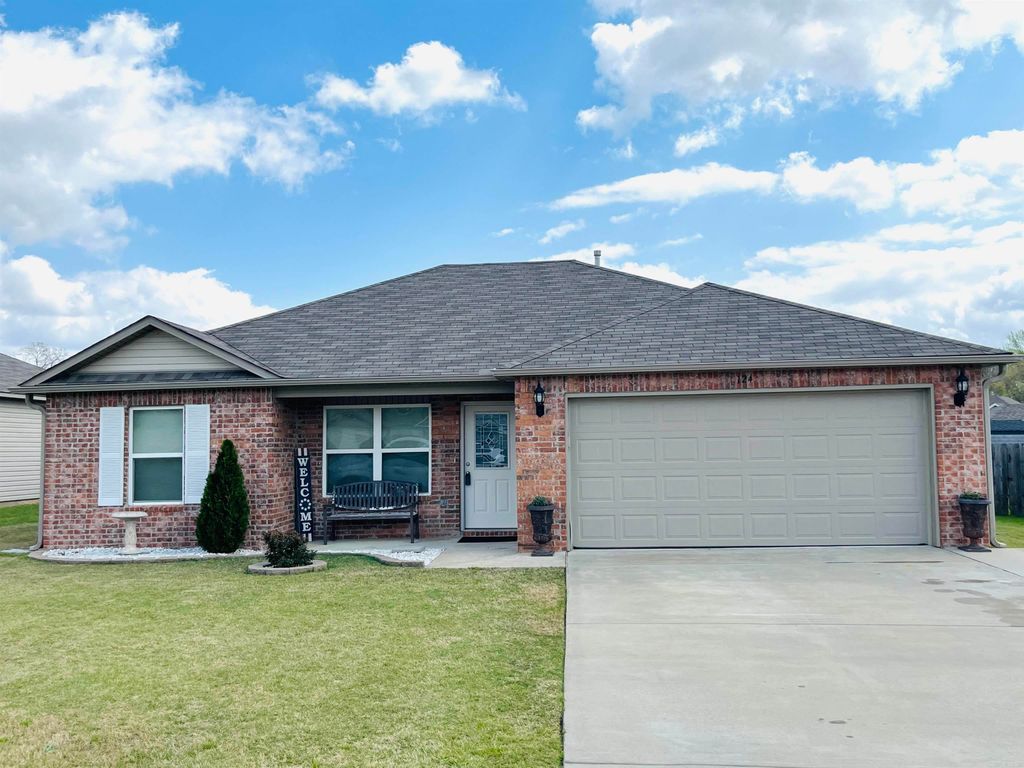 124 Harvest Drive, Beebe, AR 72012