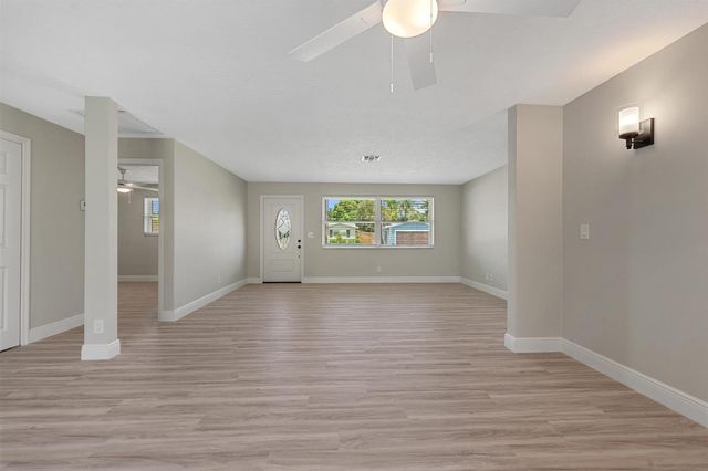 204 Circle E, Jupiter, FL 33458