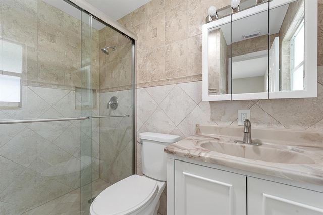 204 Circle E, Jupiter, FL 33458