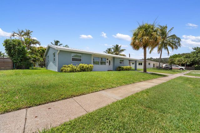 204 Circle E, Jupiter, FL 33458