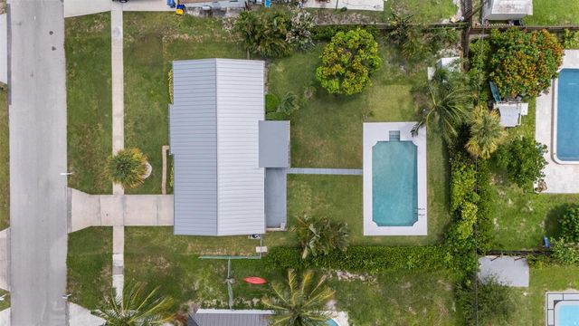 204 Circle E, Jupiter, FL 33458