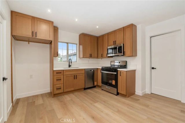 4065 Wall, Los Angeles, CA 90011