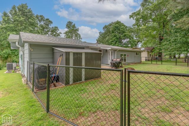 7 Conasaugua Trace, Cherokee Village, AR 72529