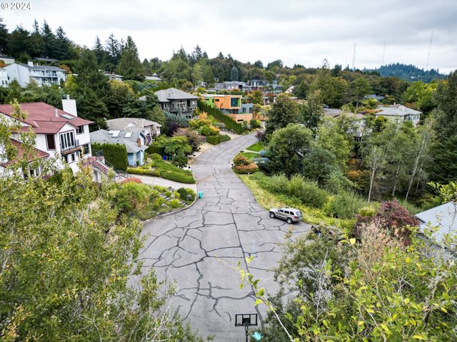 0 Nw 83RD Pl, Portland, OR 97229