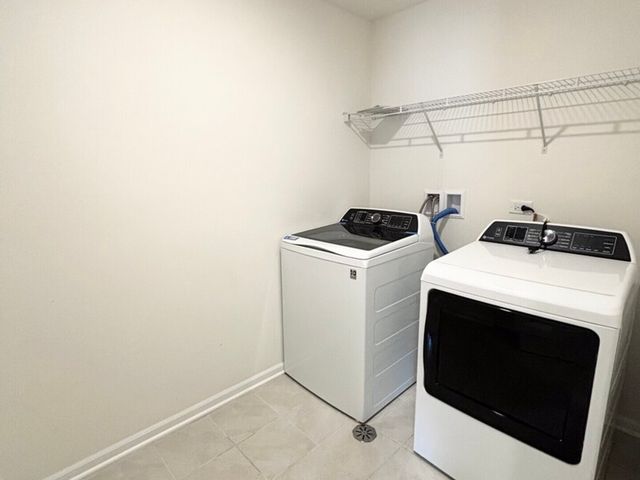 4181 Chelsea Manor Circle, Aurora, IL 60504