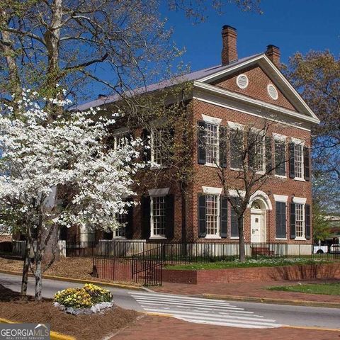 245 West Woods Drive, Dahlonega, GA 30533