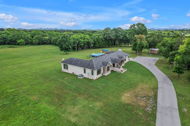 7200 Primrose Ln, Lascassas, TN 37085