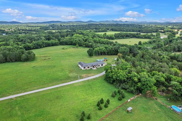 7200 Primrose Ln, Lascassas, TN 37085