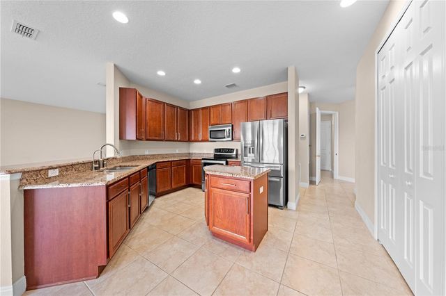 3817 GOLDEN FEATHER WAY, Kissimmee, FL 34746