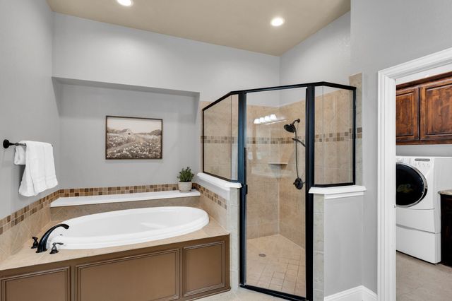 102 Willowbrook Drive, Waxahachie, TX 75165