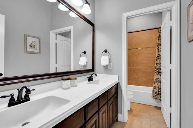 102 Willowbrook Drive, Waxahachie, TX 75165