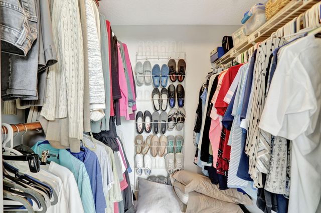 7610 NW 18th Street 205, Margate, FL 33063