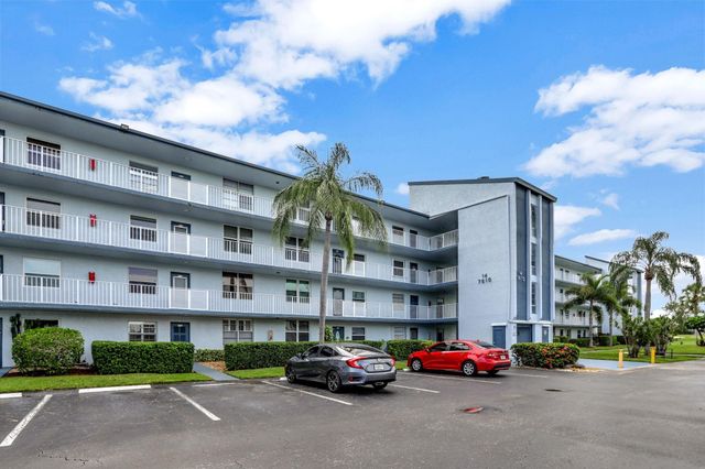 7610 NW 18th Street 205, Margate, FL 33063