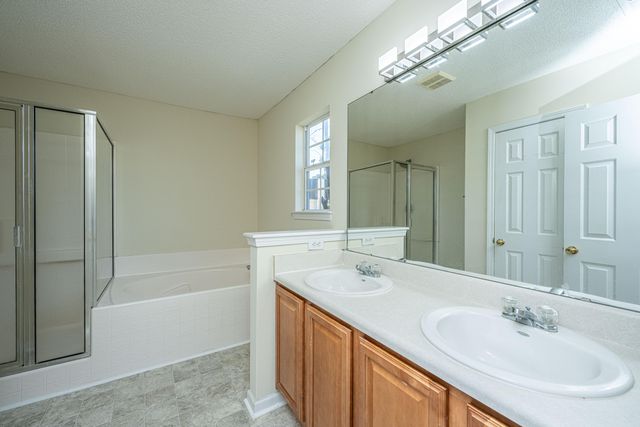 444 Jamestown Drive, Summerville, SC 29486