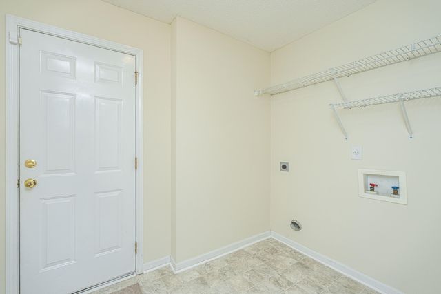 444 Jamestown Drive, Summerville, SC 29486