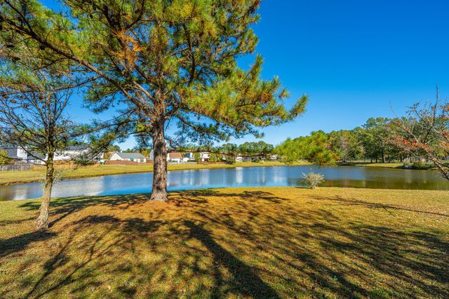 444 Jamestown Drive, Summerville, SC 29486